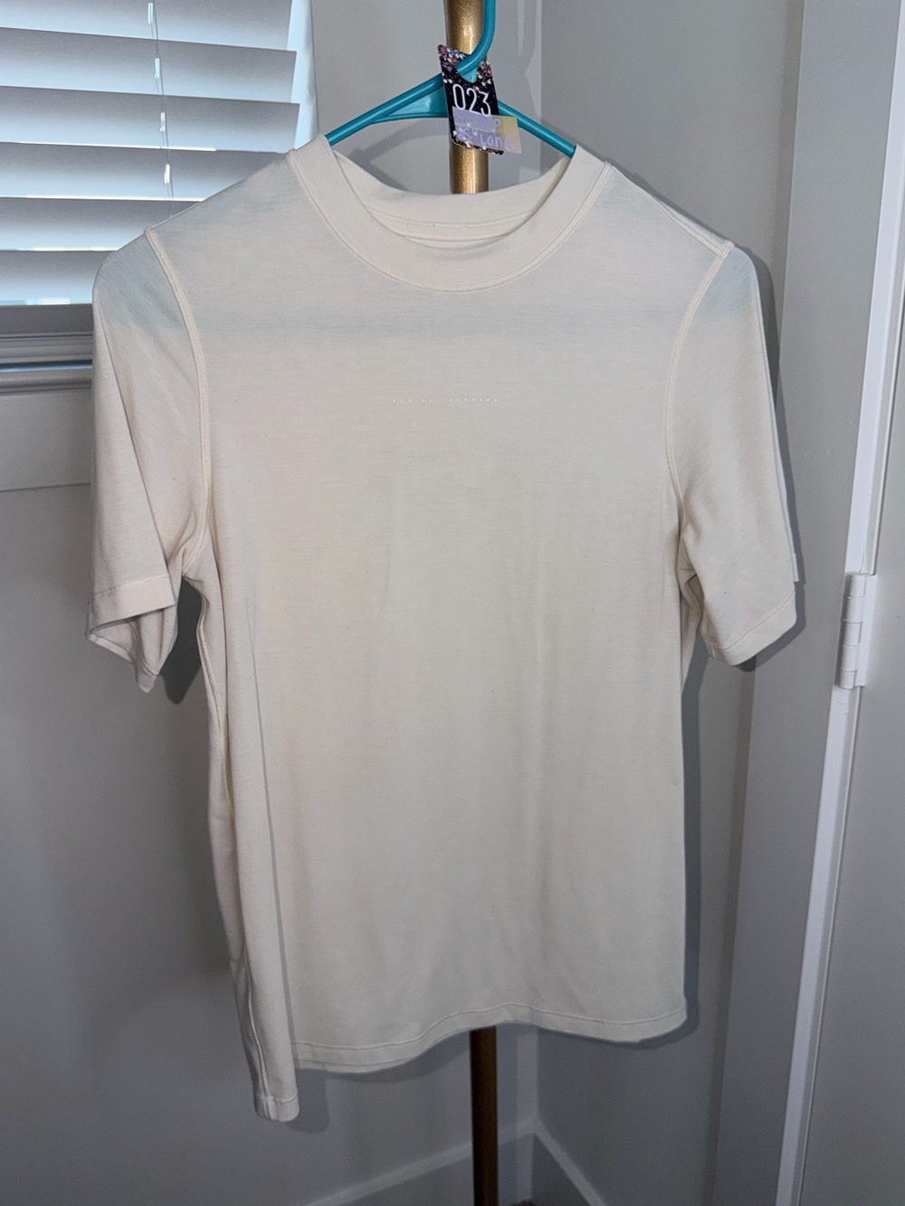 23. Lululemon Jersey Training Short-Sleeve Shirt *Run Graphic in Light Ivory